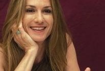 宽衣解带美国在线观看,美国在线观看的激情之旅