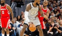 詹姆斯爆料记者视频播放